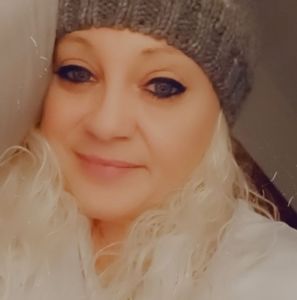 Meet your Posher, Stacy